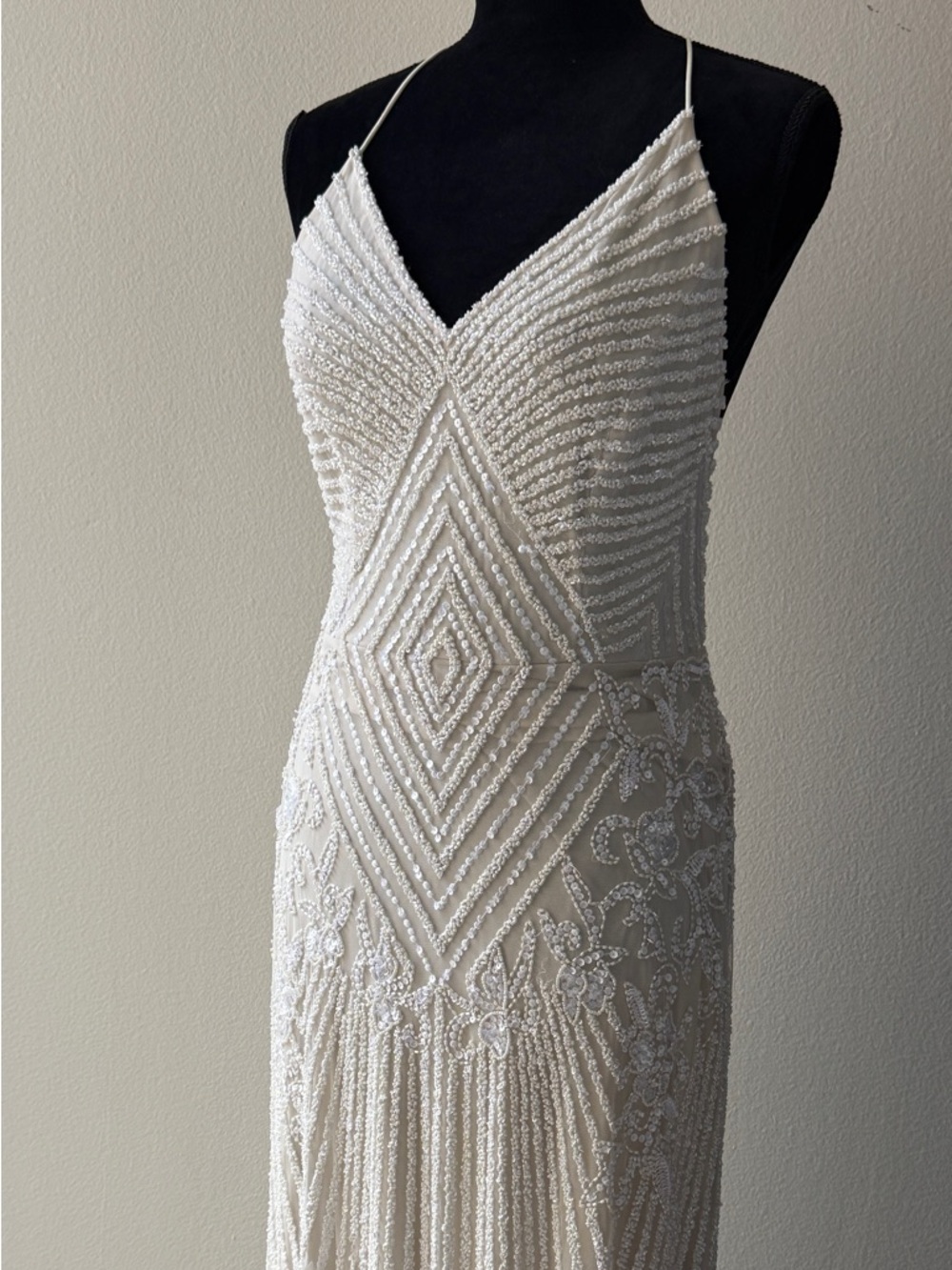 Cache Ivory Beaded Spaghetti Strap Wedding Dress